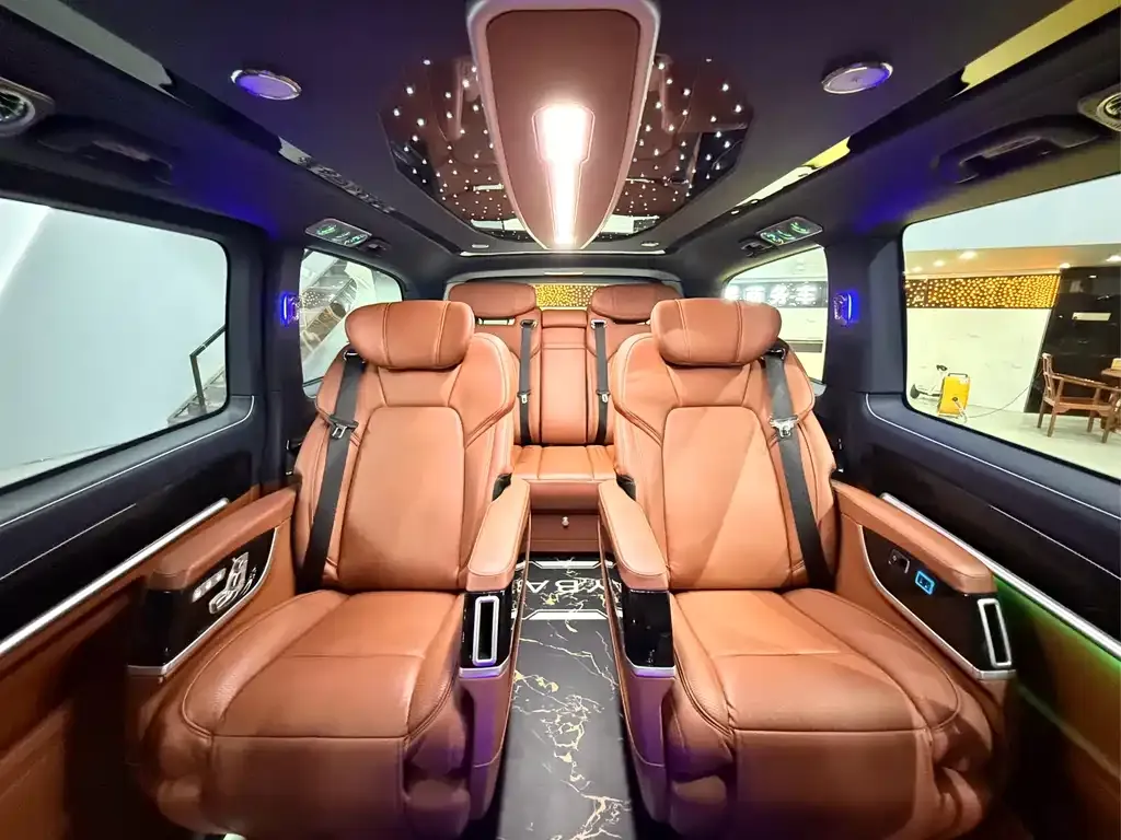 Mercedes-Benz Vito 2023 из CN, фото 9