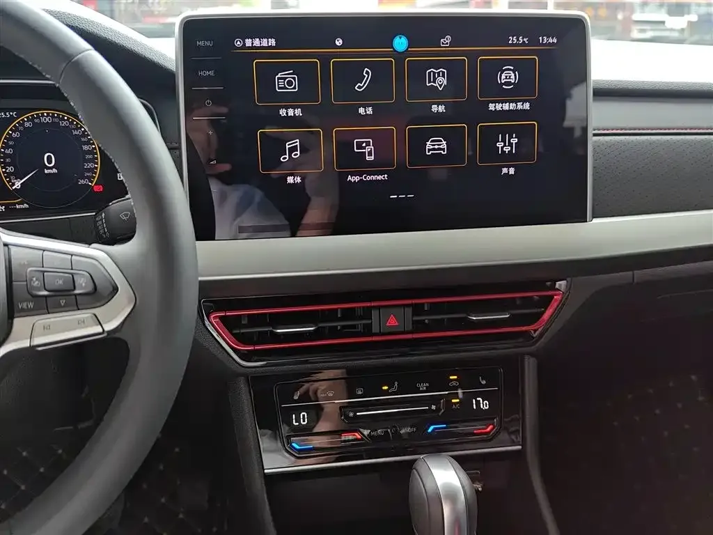 Volkswagen Lavida 2025 из CN, фото 5