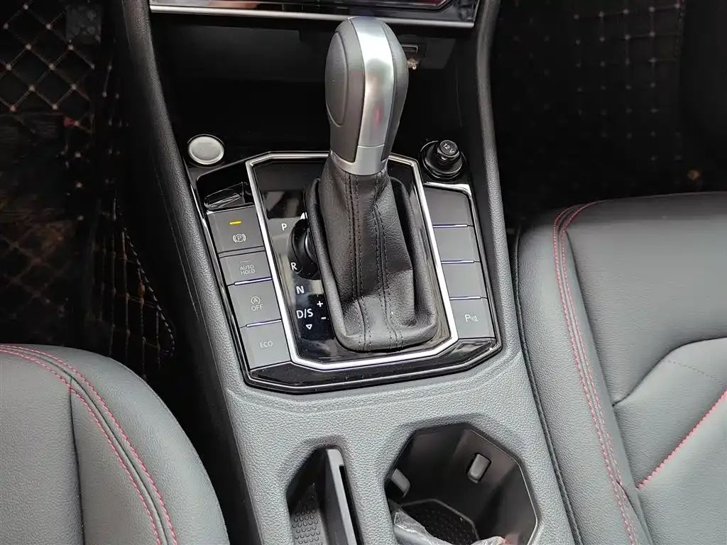 Volkswagen Lavida 2025 из CN, фото 6
