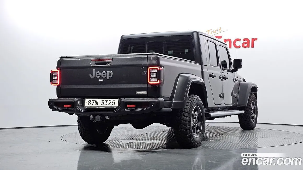 Jeep Gladiator — фото 2