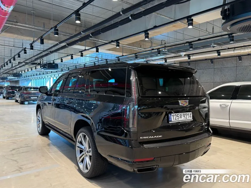 Cadillac Escalade 2025 из KR, фото 2
