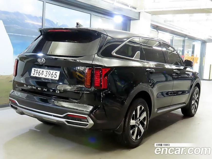 Kia Sorento — фото 4