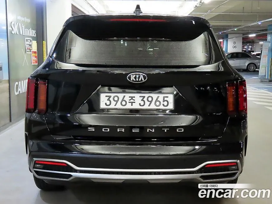 Kia Sorento — фото 5