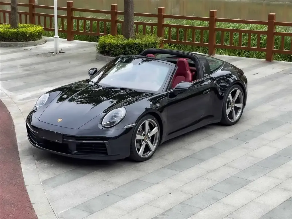 Porsche 911 2022 из CN, фото 1