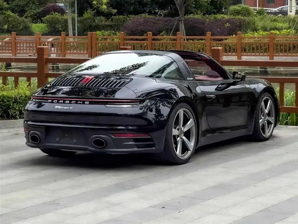 Porsche 911 2022 из CN, фото 4