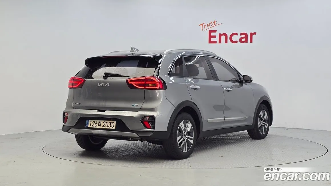 Kia Niro — фото 2