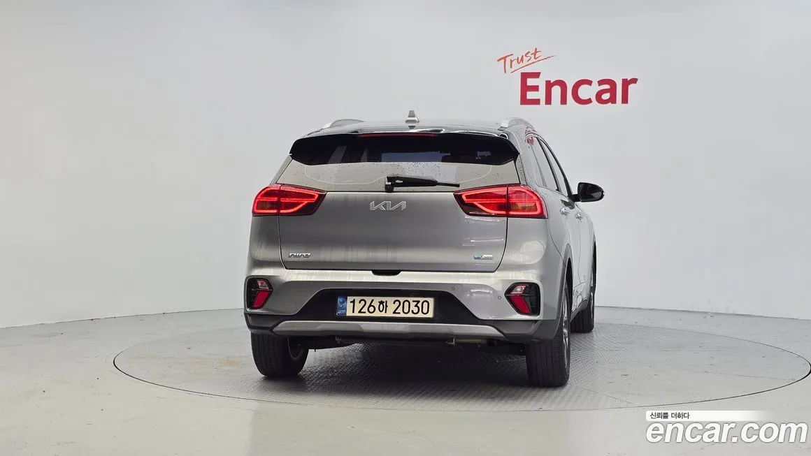 Kia Niro — фото 4