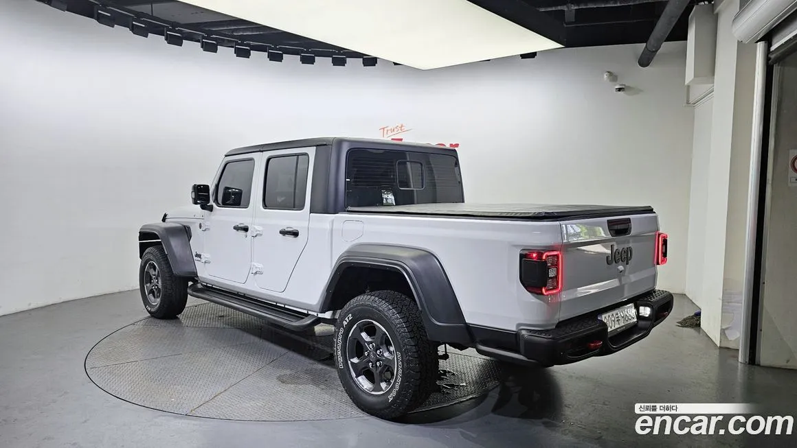Jeep Gladiator 2022 из KR, фото 2