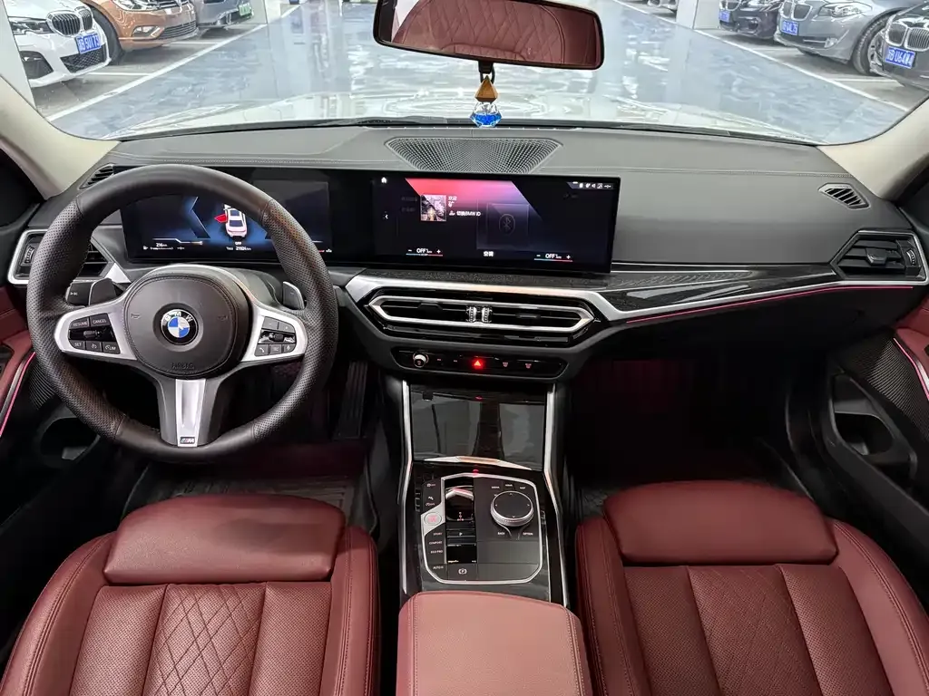 BMW 3 Series 2023 из CN, фото 5