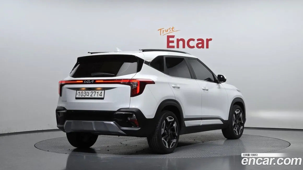 Kia Seltos 2024 из KR, фото 2