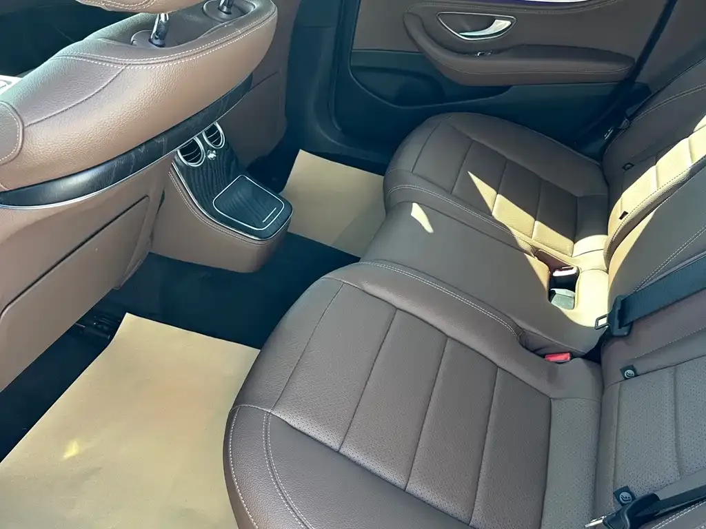 Mercedes-Benz E-Class 2022 из CN, фото 7