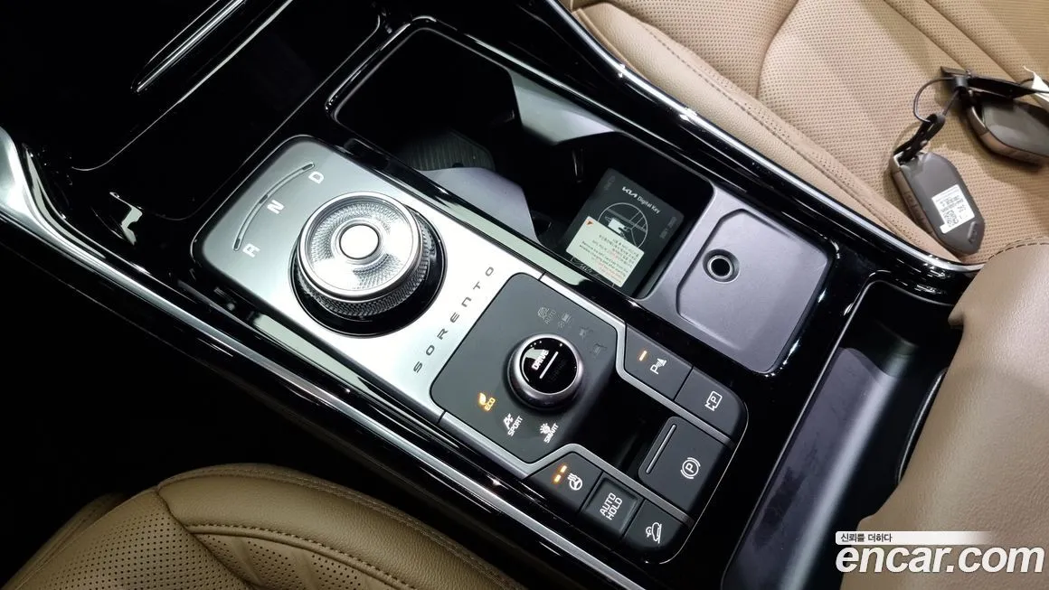 Kia Sorento — фото 9