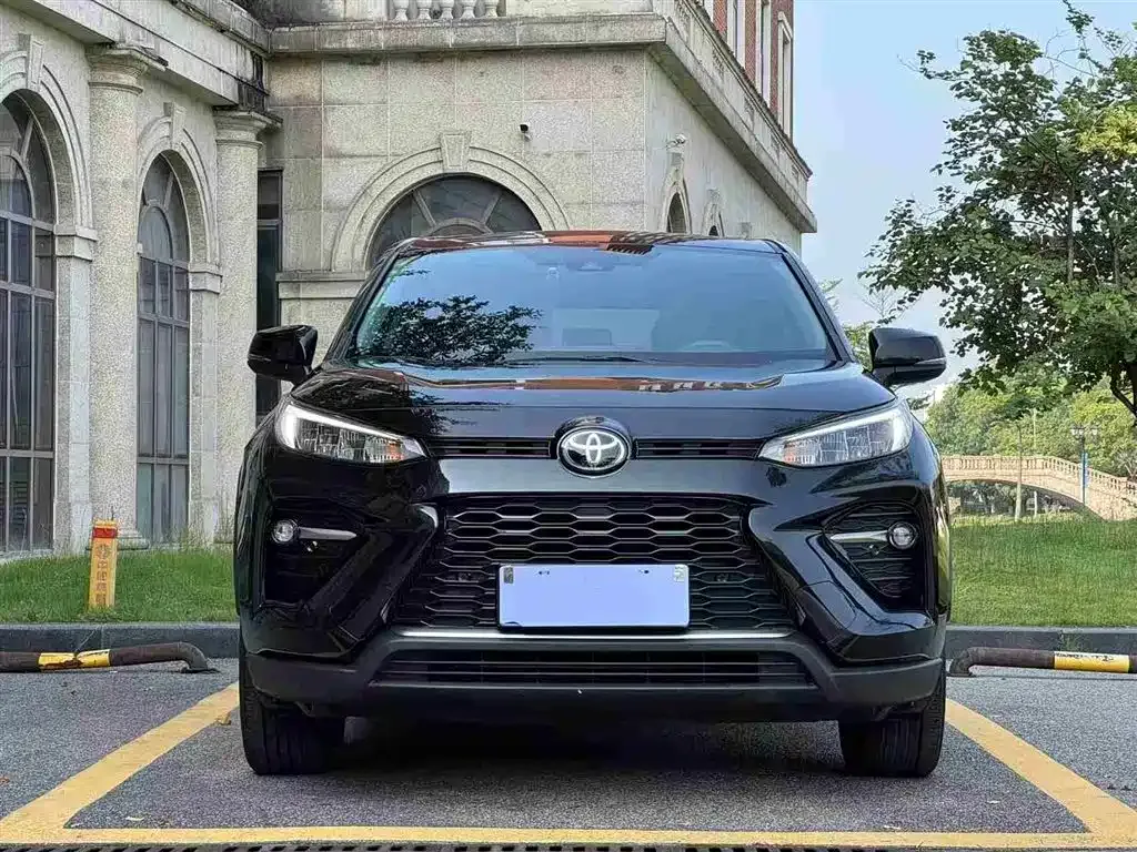 Toyota Wildlander 2023 из CN, фото 2