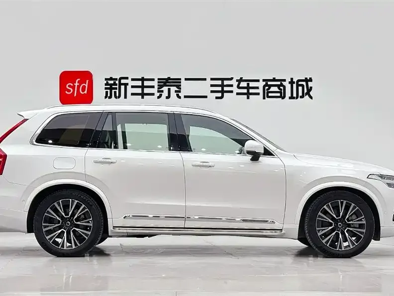Volvo XC90 PHEV 2023 из CN, фото 3