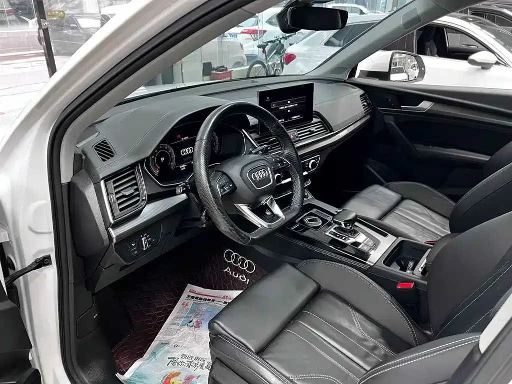 Audi Q5L 2021 из CN, фото 3