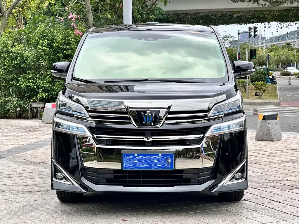 Toyota Vellfire 2022 из CN, фото 2
