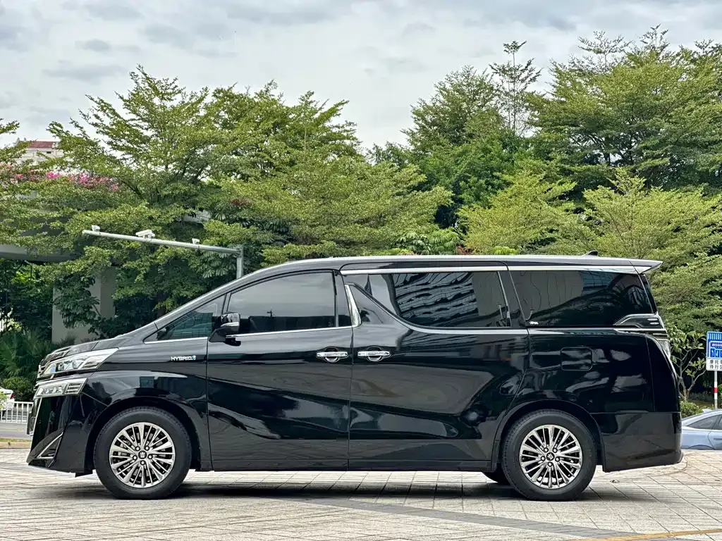 Toyota Vellfire 2022 из CN, фото 3