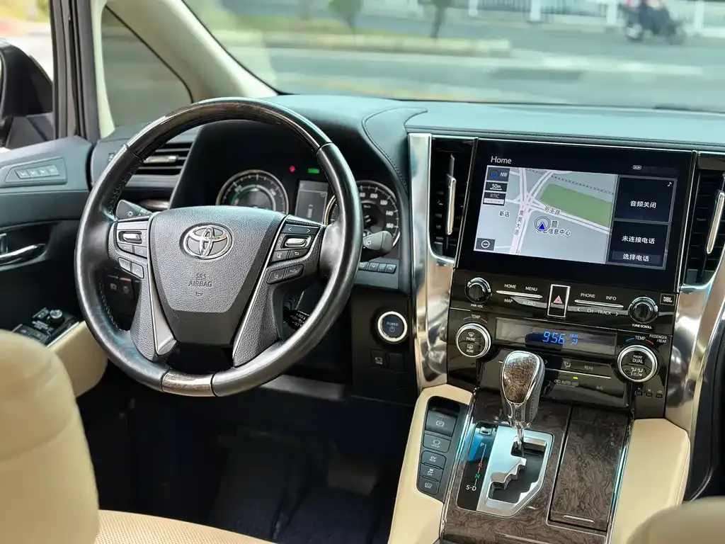 Toyota Vellfire 2022 из CN, фото 6