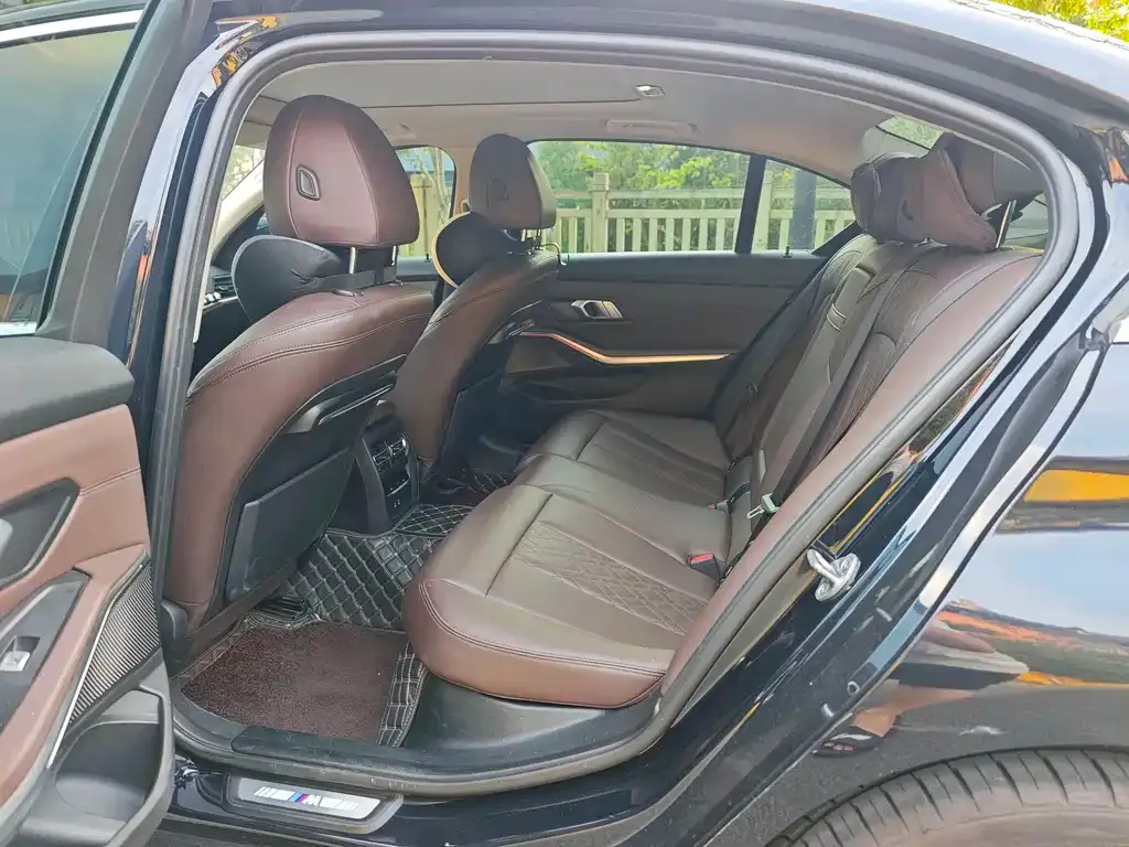 BMW 3 Series 2022 из CN, фото 5