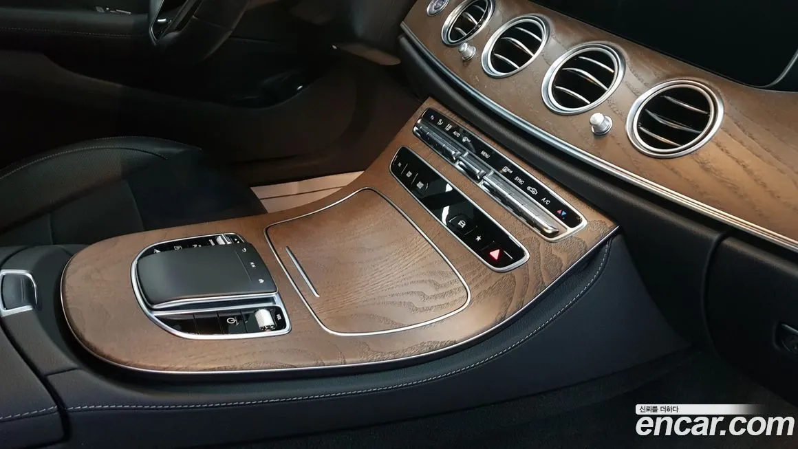 Mercedes-Benz E-Class 2022 из KR, фото 9