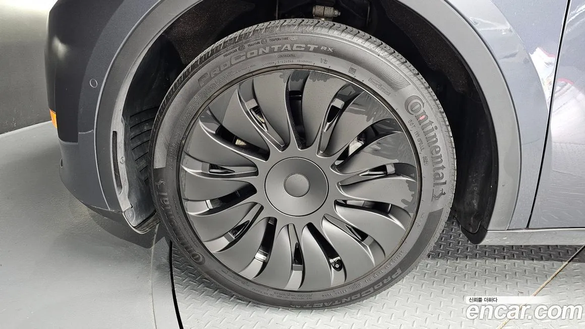 Tesla Model Y 2022 из KR, фото 5
