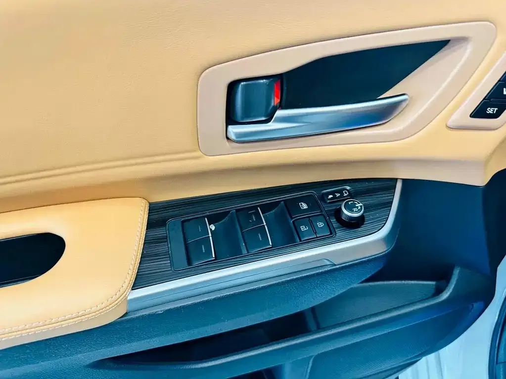 Toyota Sienna 2022 из CN, фото 6