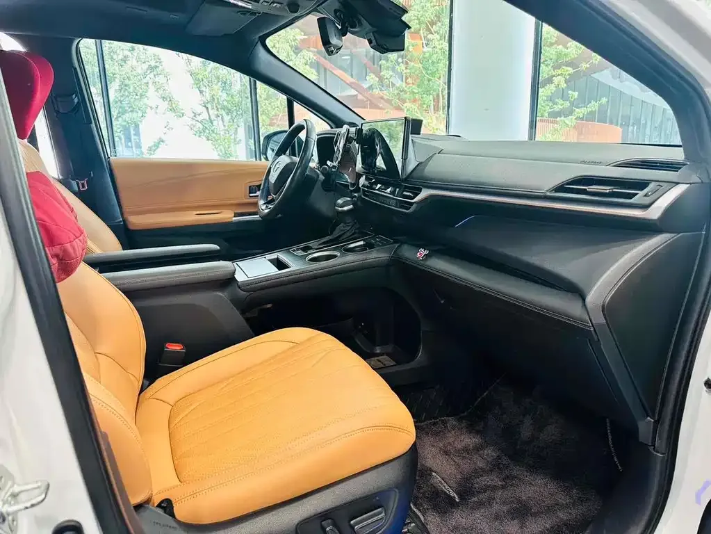 Toyota Sienna 2022 из CN, фото 9