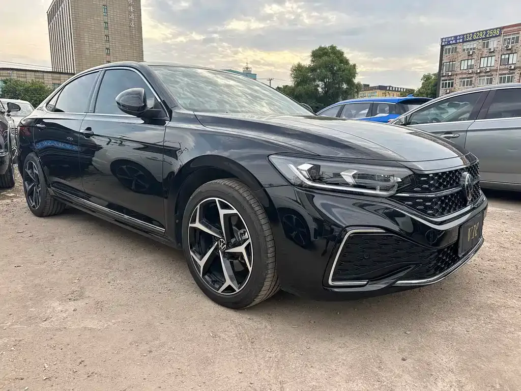 Volkswagen Passat 2022 из CN, фото 3