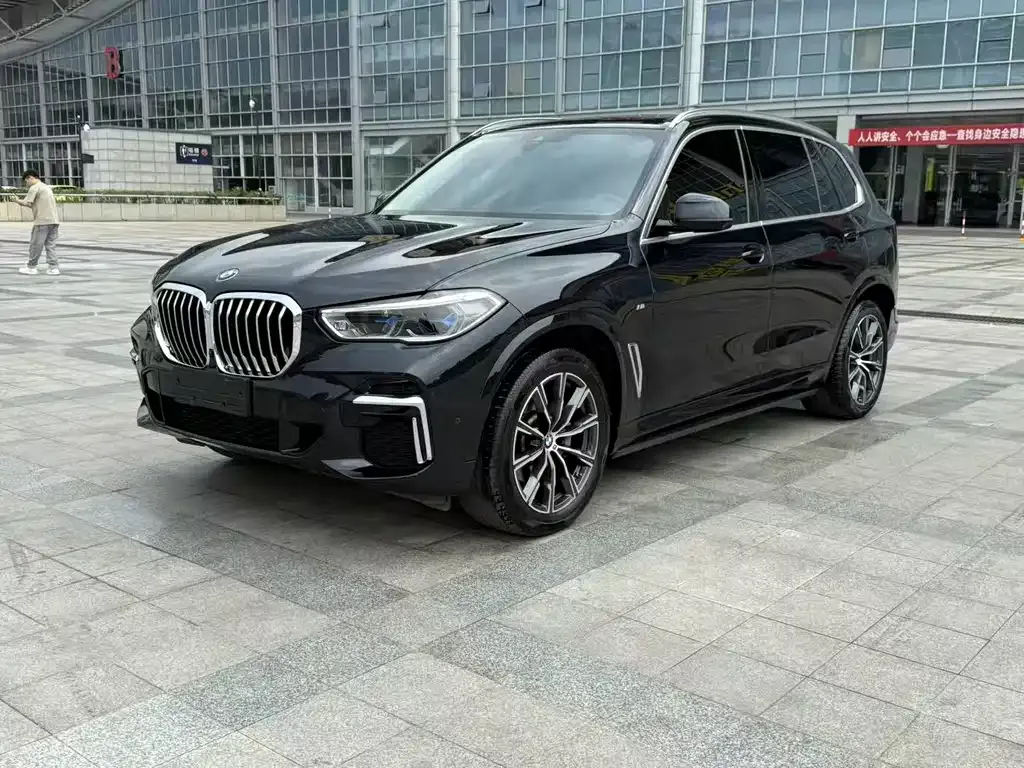 BMW X5 2022 из CN, фото 2