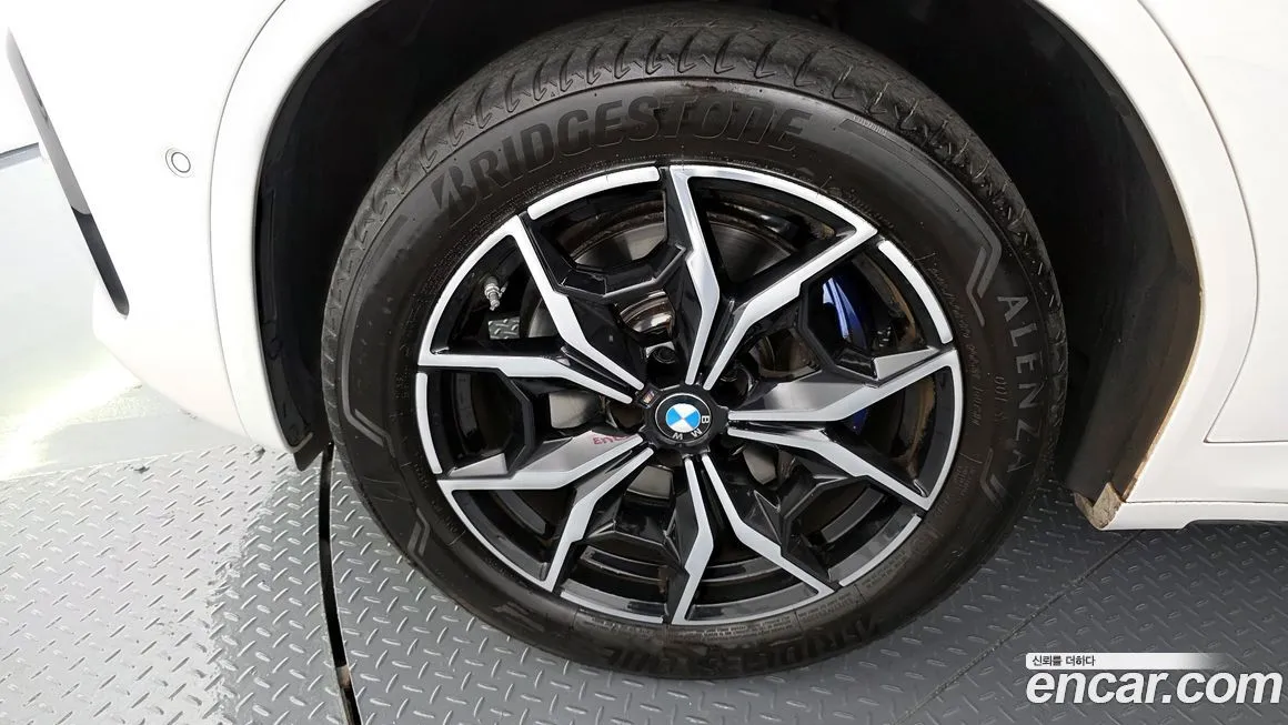BMW X4 2023 из KR, фото 5