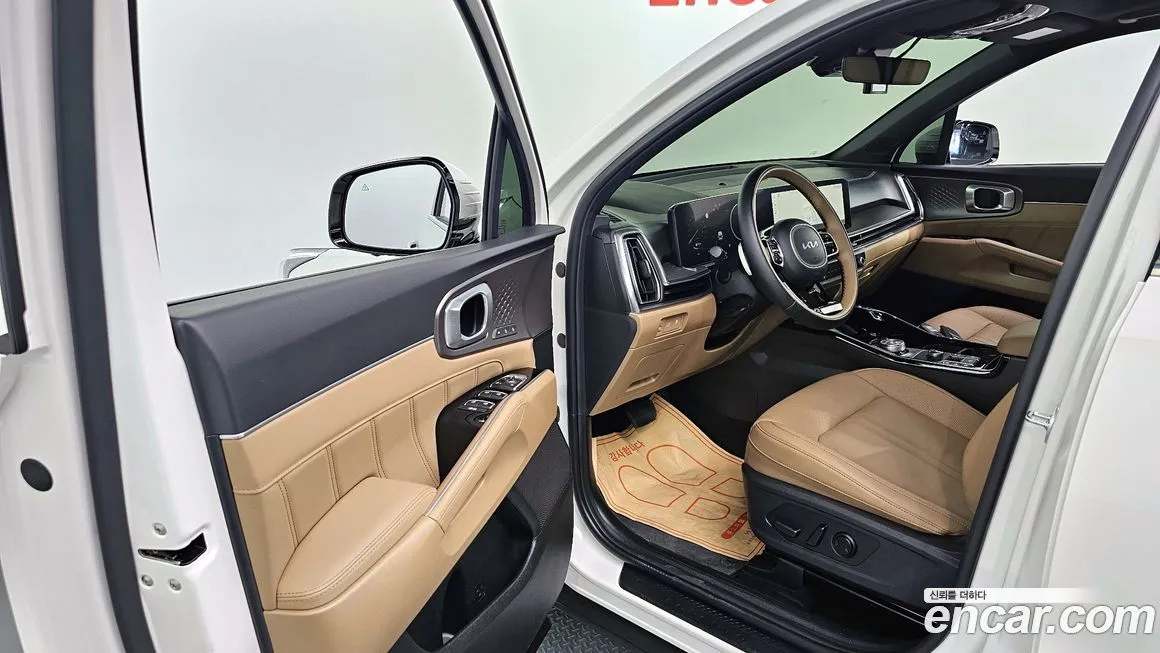 Kia Sorento — фото 10