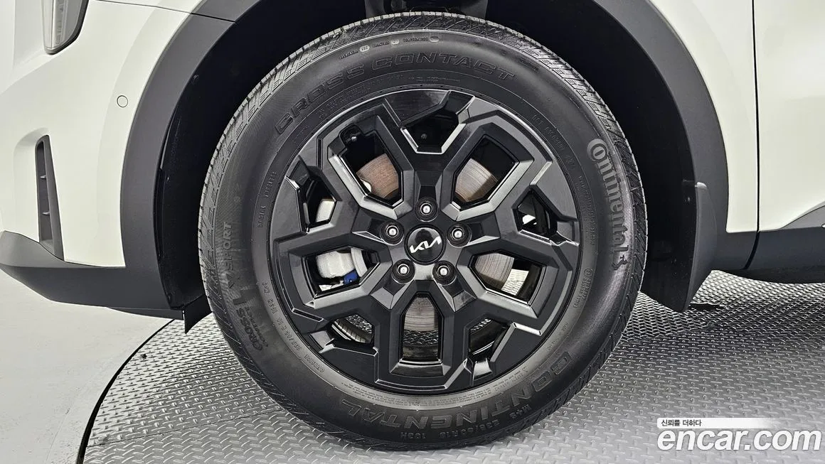 Kia Sorento — фото 5