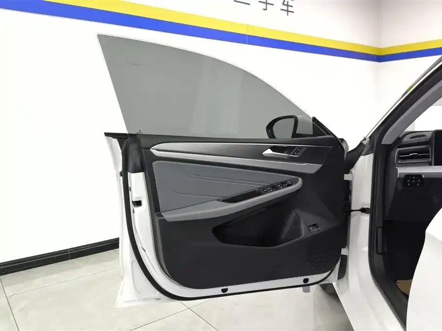 Volkswagen Lamando 2023 из CN, фото 7