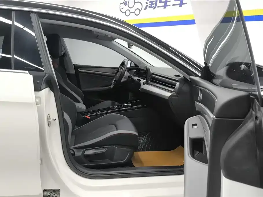 Volkswagen Lamando 2023 из CN, фото 8