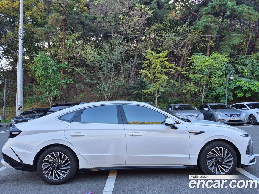 Hyundai Sonata 2024 из KR, фото 8