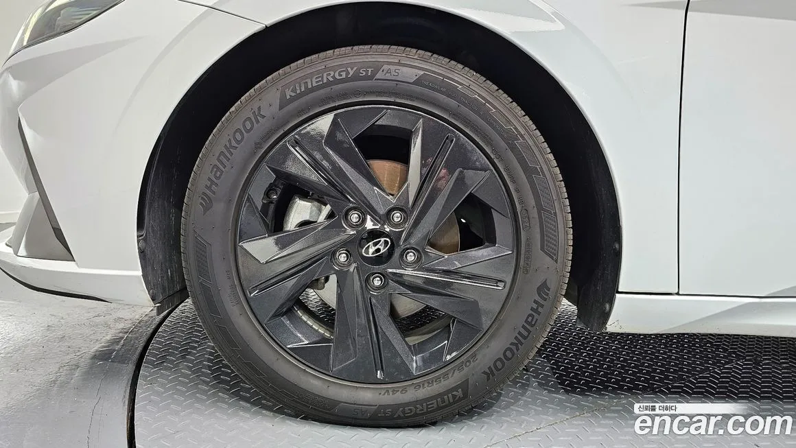 Hyundai AVANTE 2021 из KR, фото 5