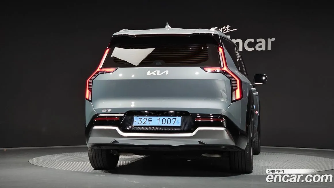 Kia EV9 2024 из KR, фото 4