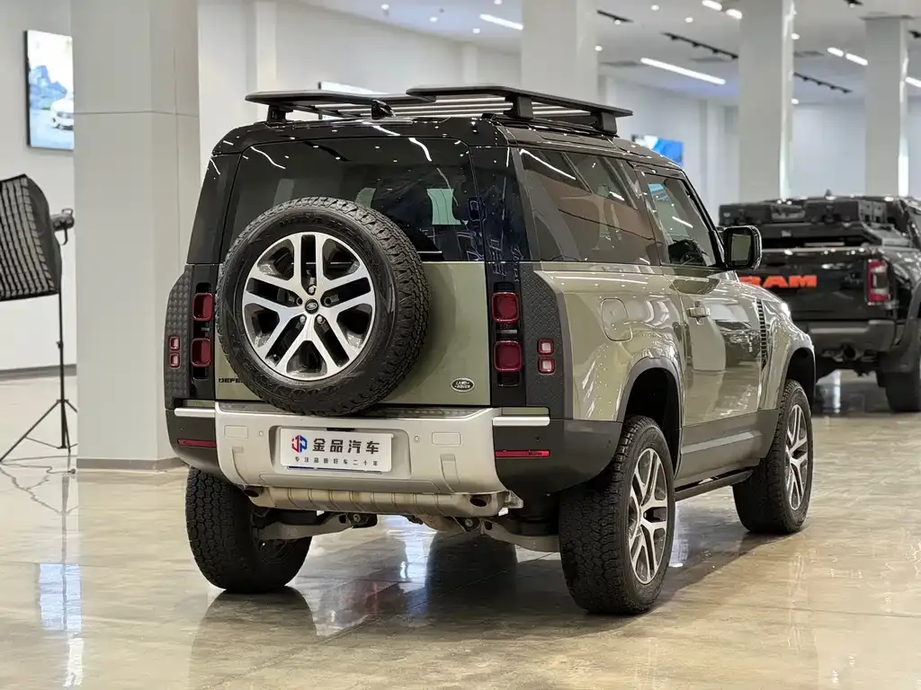 Land Rover Defender 2023 из CN, фото 4