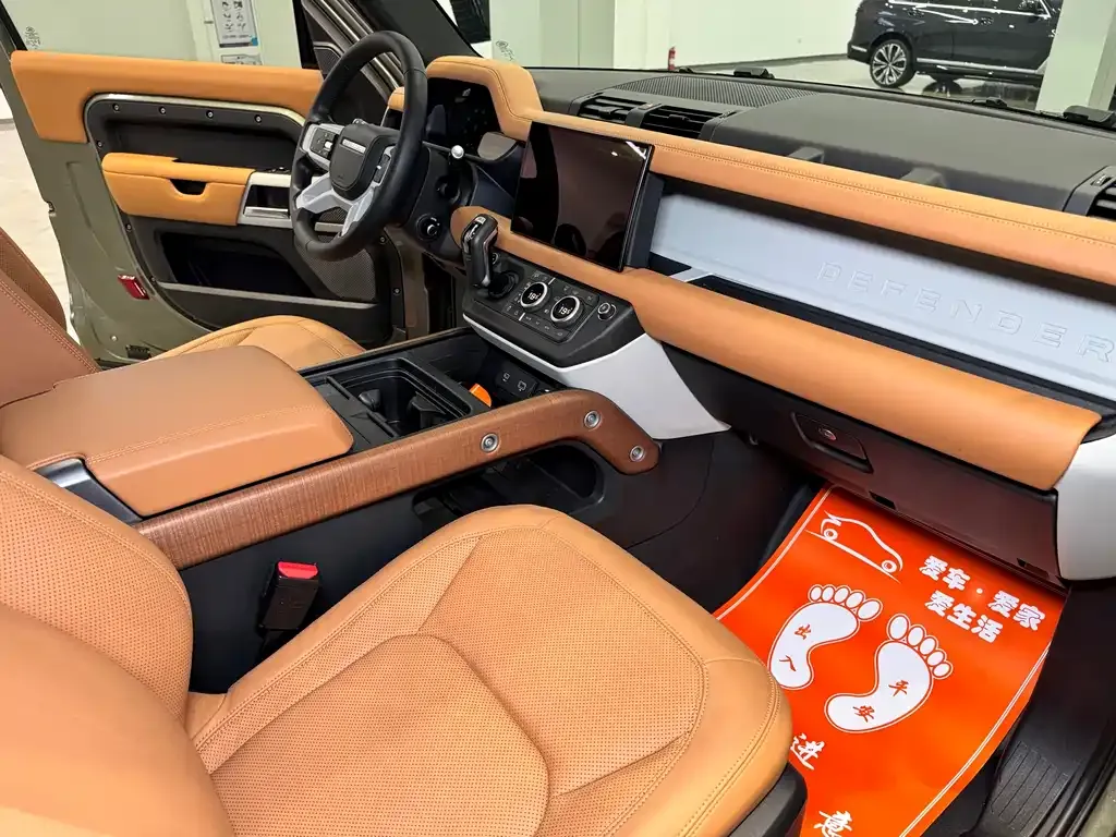 Land Rover Defender 2023 из CN, фото 8