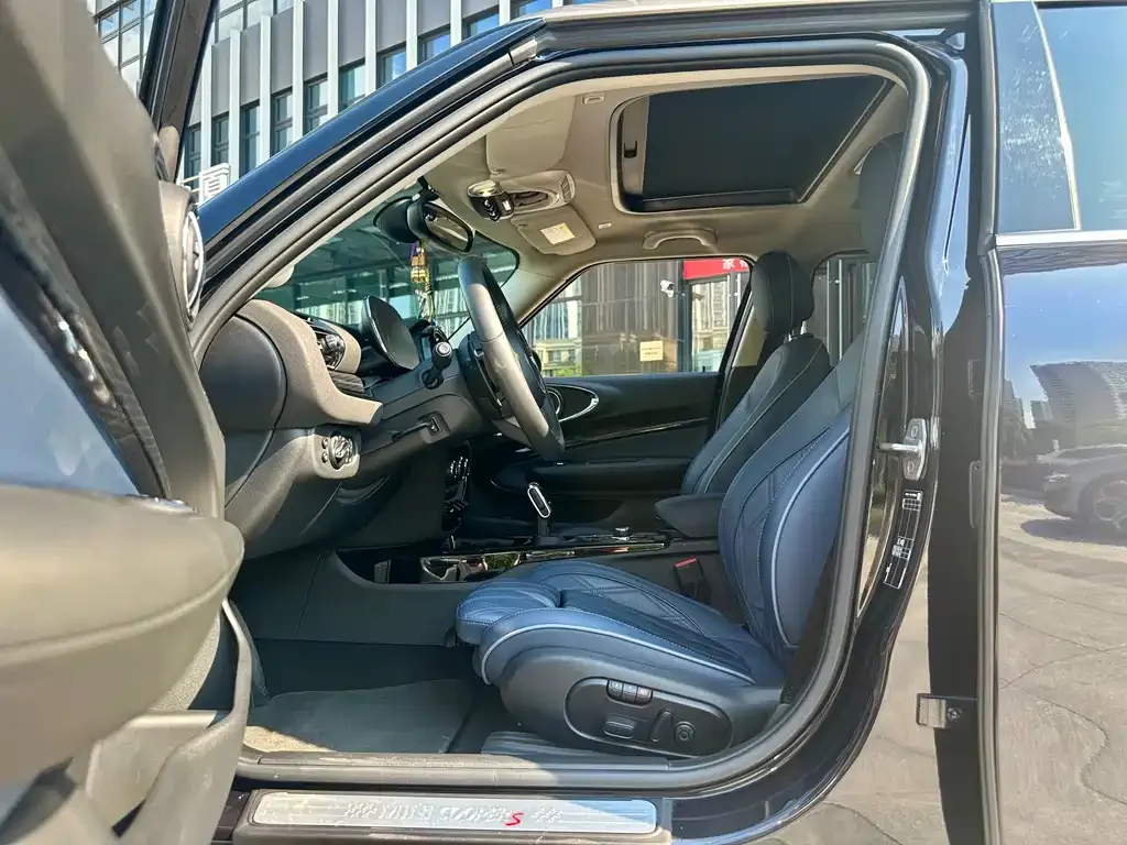 [object Object] Mini Clubman 2022 из CN, фото 10