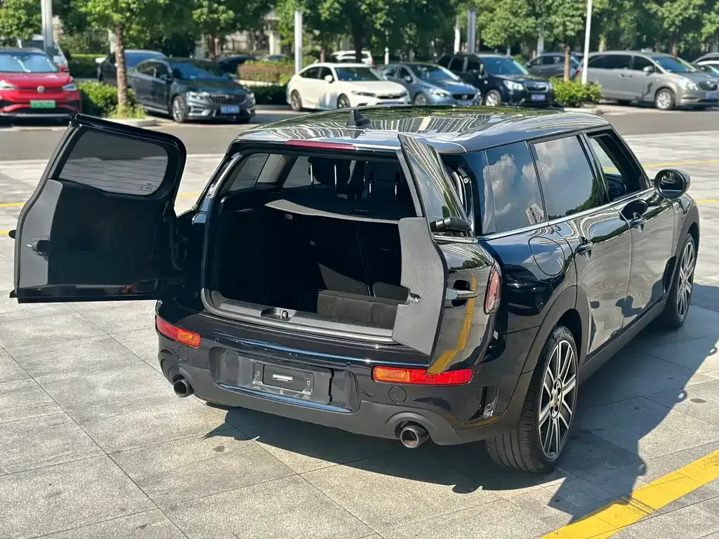 [object Object] Mini Clubman 2022 из CN, фото 7