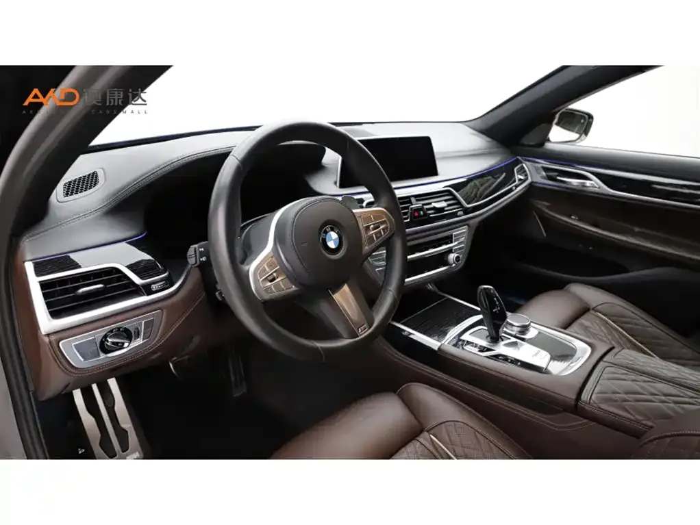 BMW 7 Series 2021 из CN, фото 6