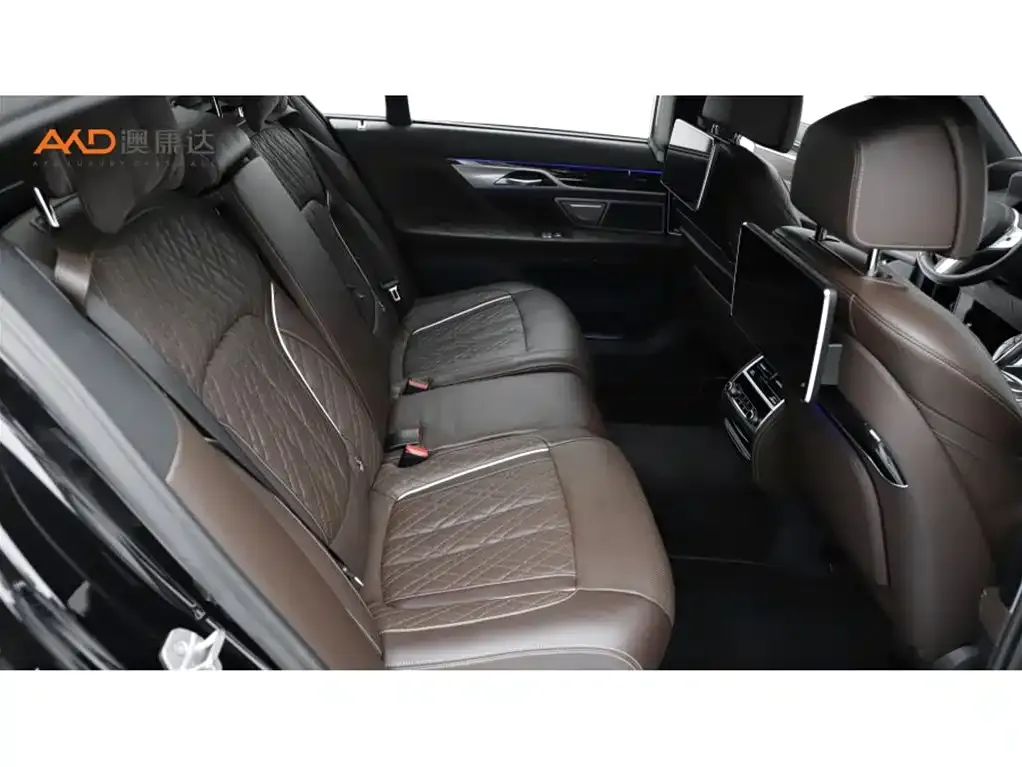 BMW 7 Series 2021 из CN, фото 8
