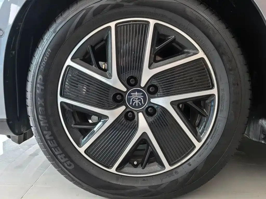 BYD Qin L 2025 из CN, фото 4