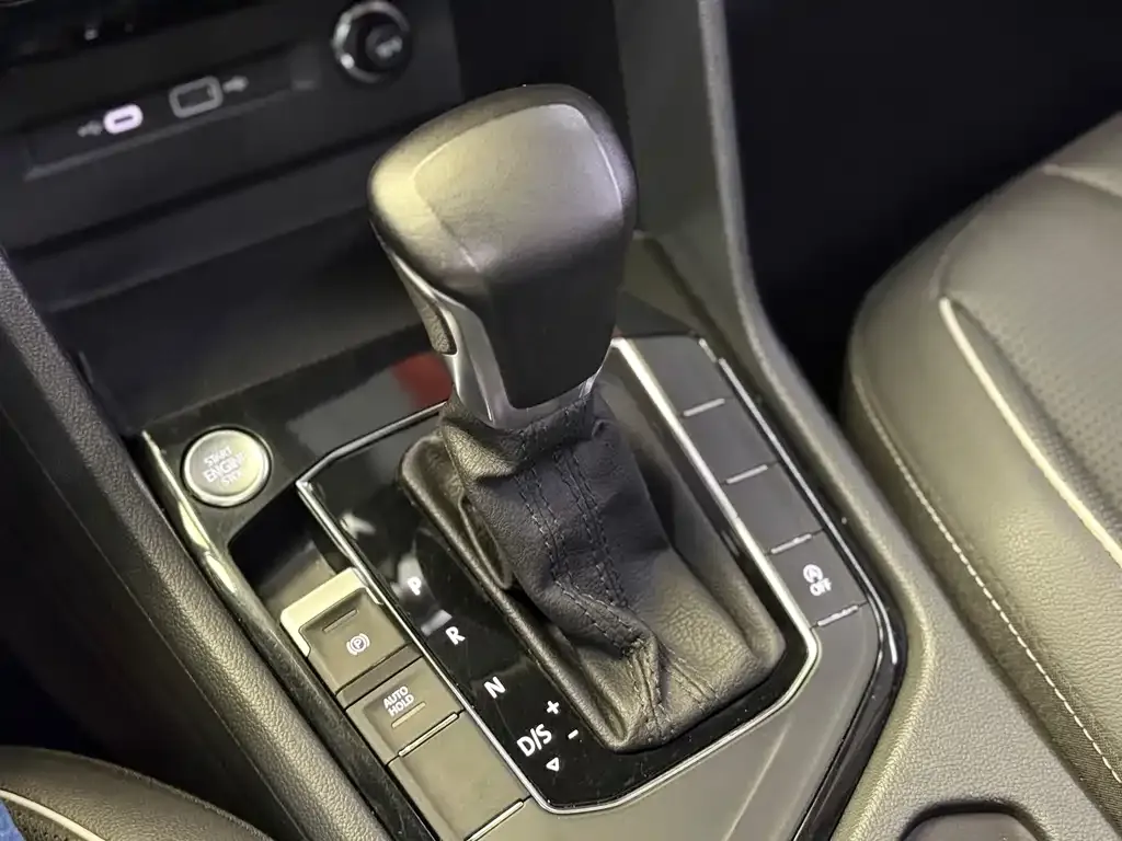 Volkswagen Tiguan L 2022 из CN, фото 10
