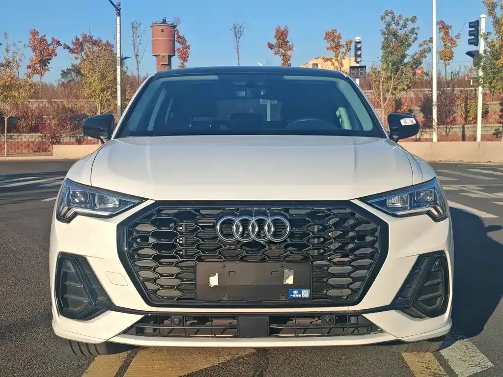Audi Q3 Sportback 2022 из CN, фото 2