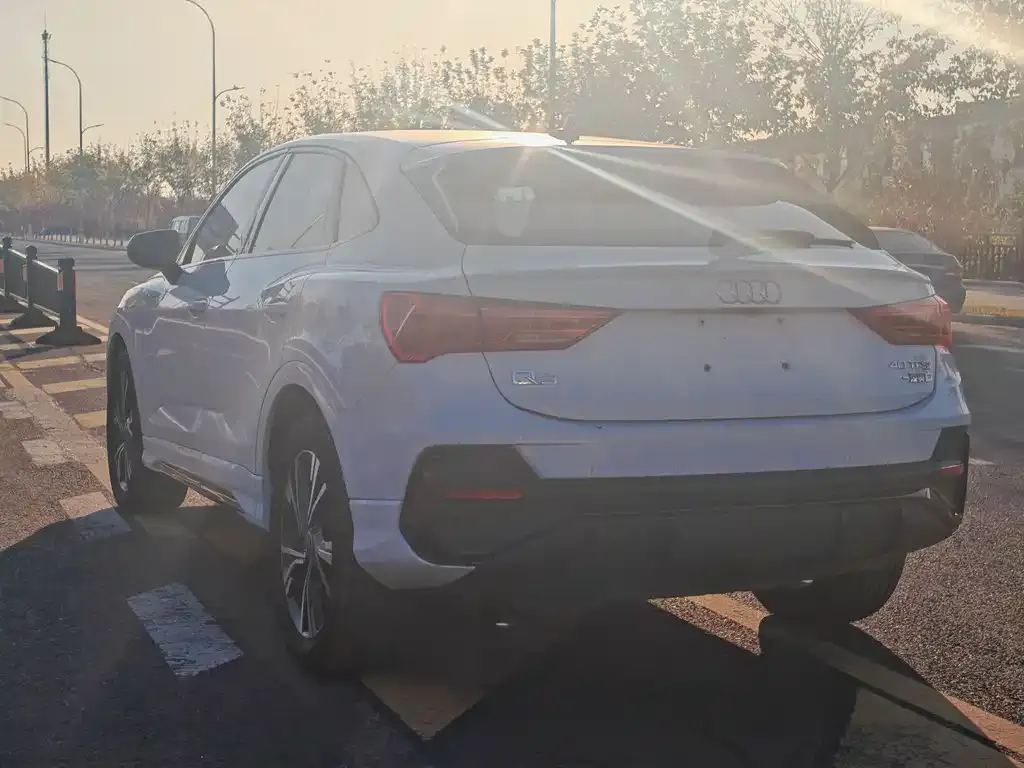 Audi Q3 Sportback 2022 из CN, фото 8