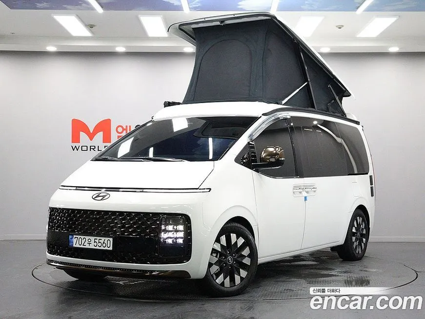 Hyundai Staria