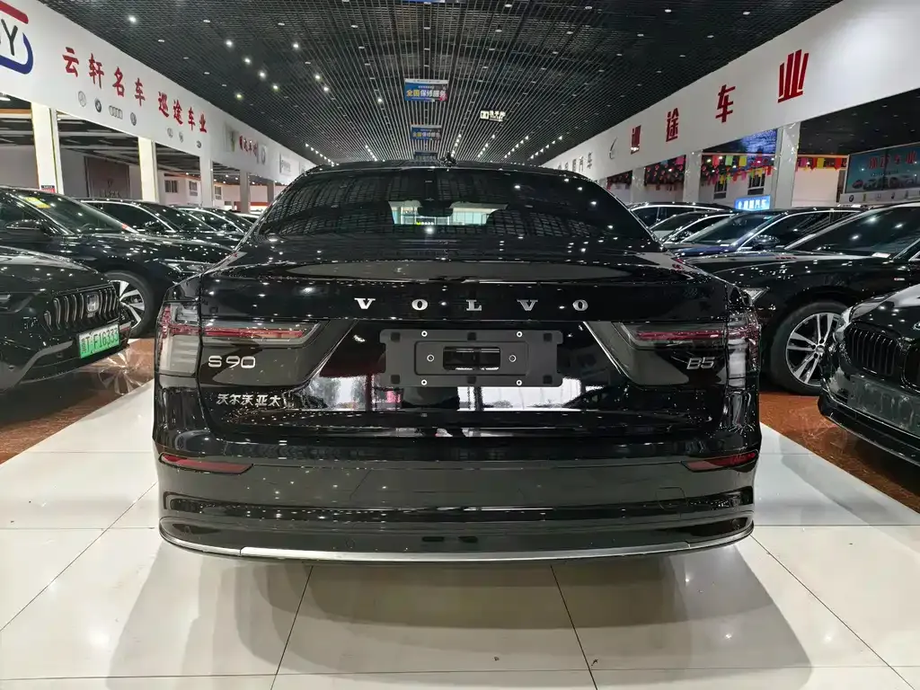 Volvo S90 2025 из CN, фото 4