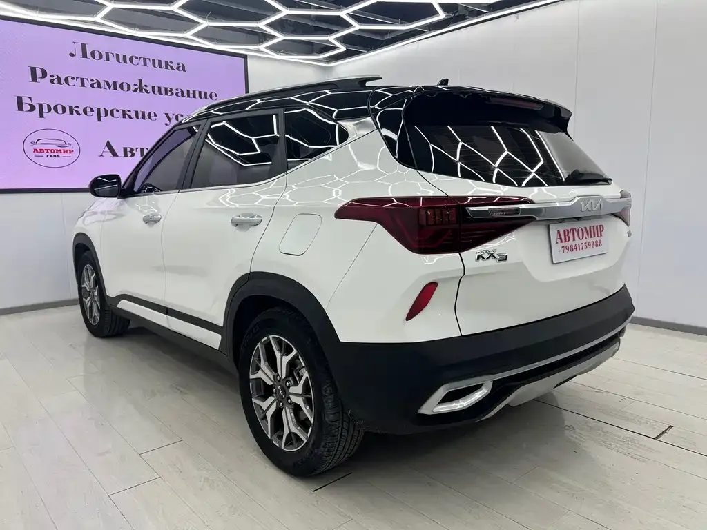 Kia KX3 2022 из CN, фото 8